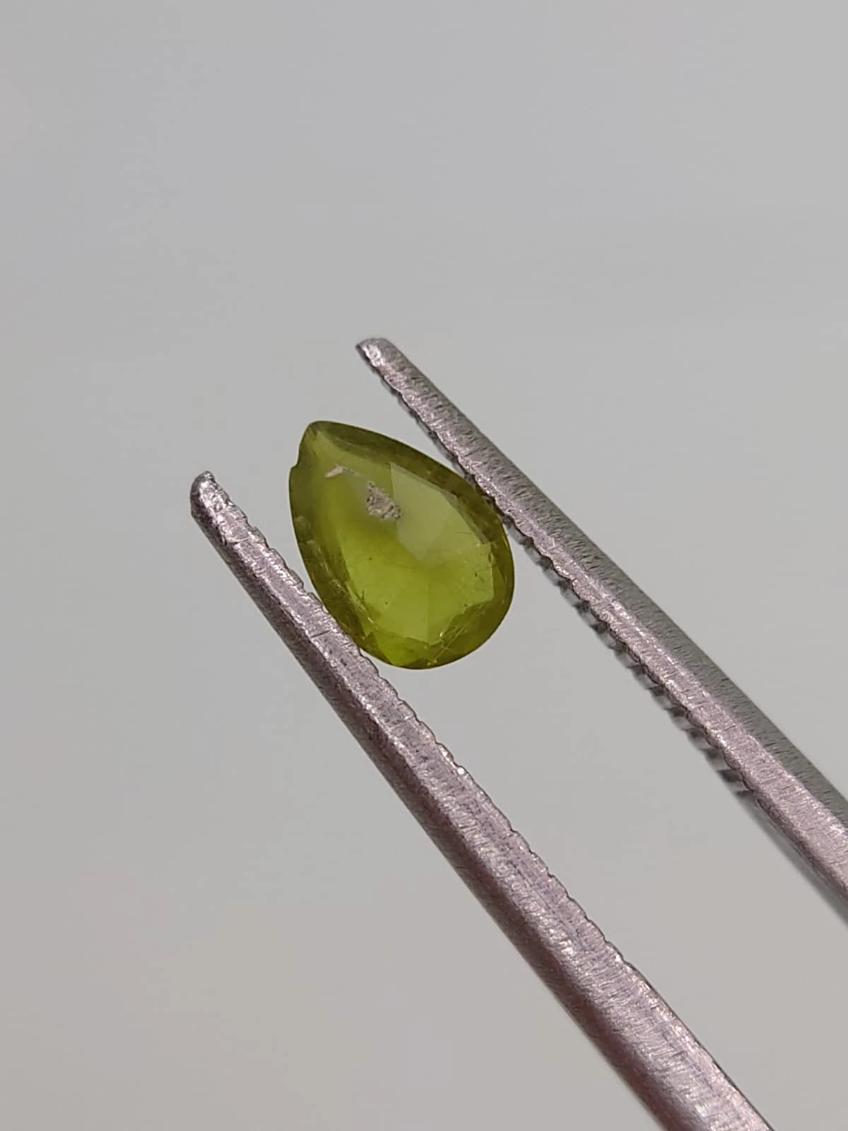 0.44ct Natural Demantoid garnet from Pakistan — view 5